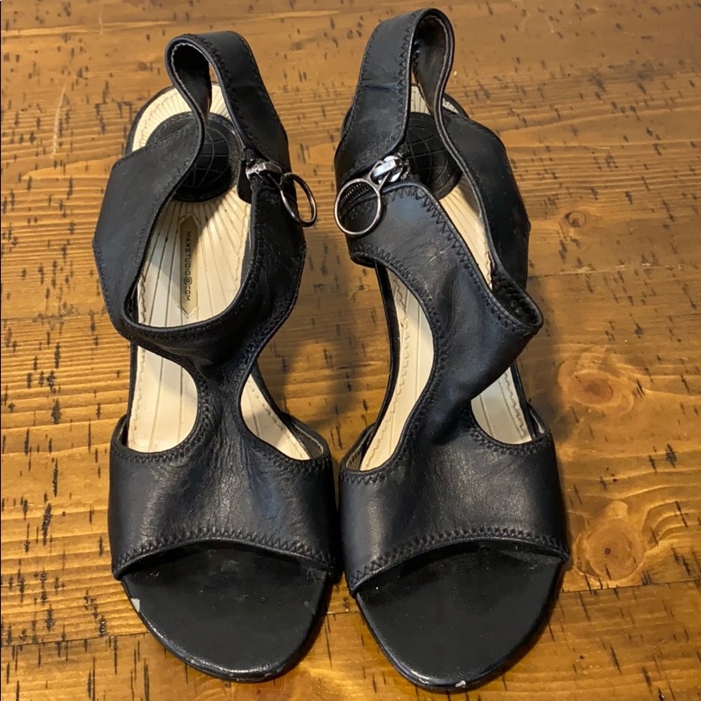 Max Studio Heels